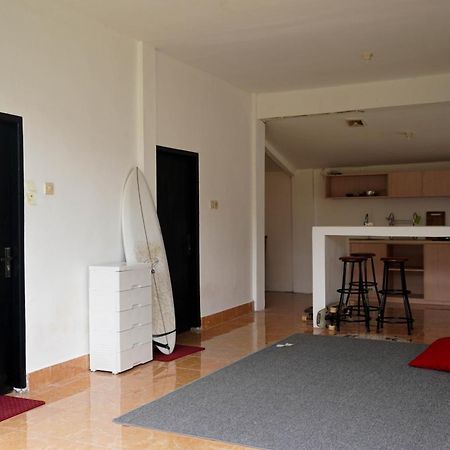 Indonesia Backpacker Hostels Kuta  Bagian luar foto