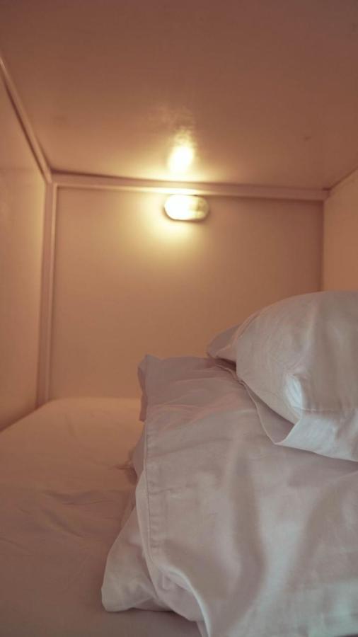 Indonesia Backpacker Hostels Kuta  Bagian luar foto