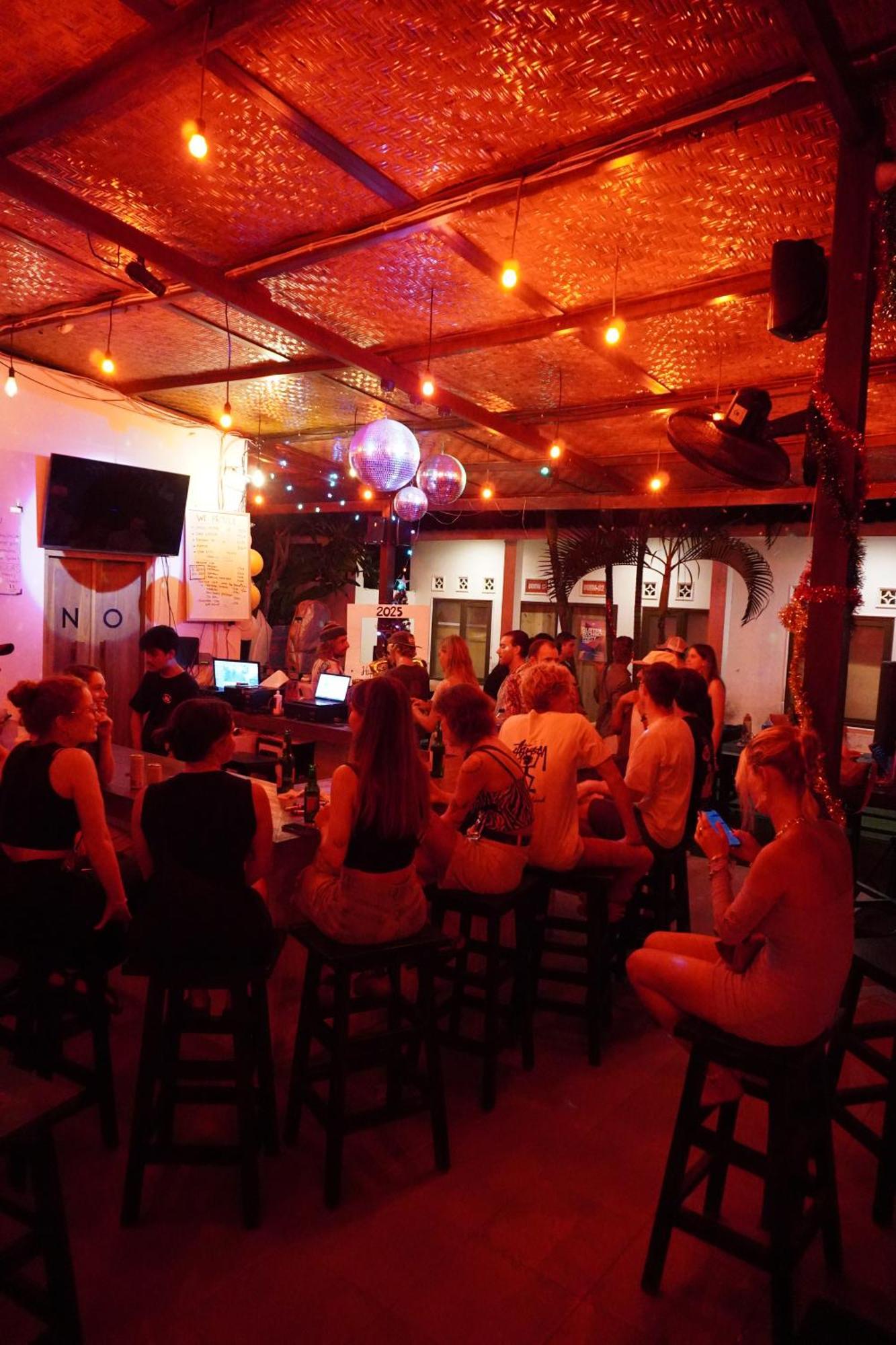 Indonesia Backpacker Hostels Kuta  Bagian luar foto